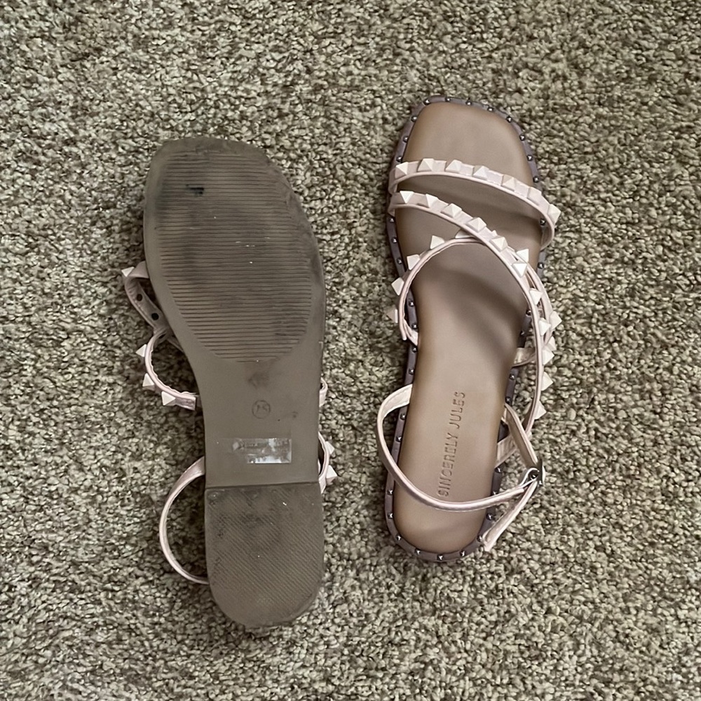 Size 7.5 sandals